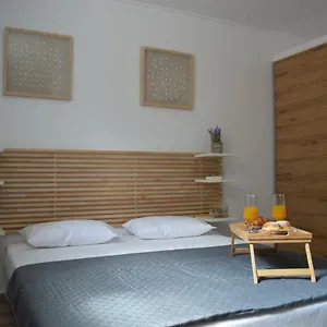 https://antony-home.rethymnohotels.net